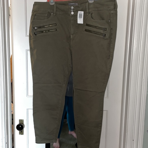 torrid Denim - TORRID NWT Olive green jeggings